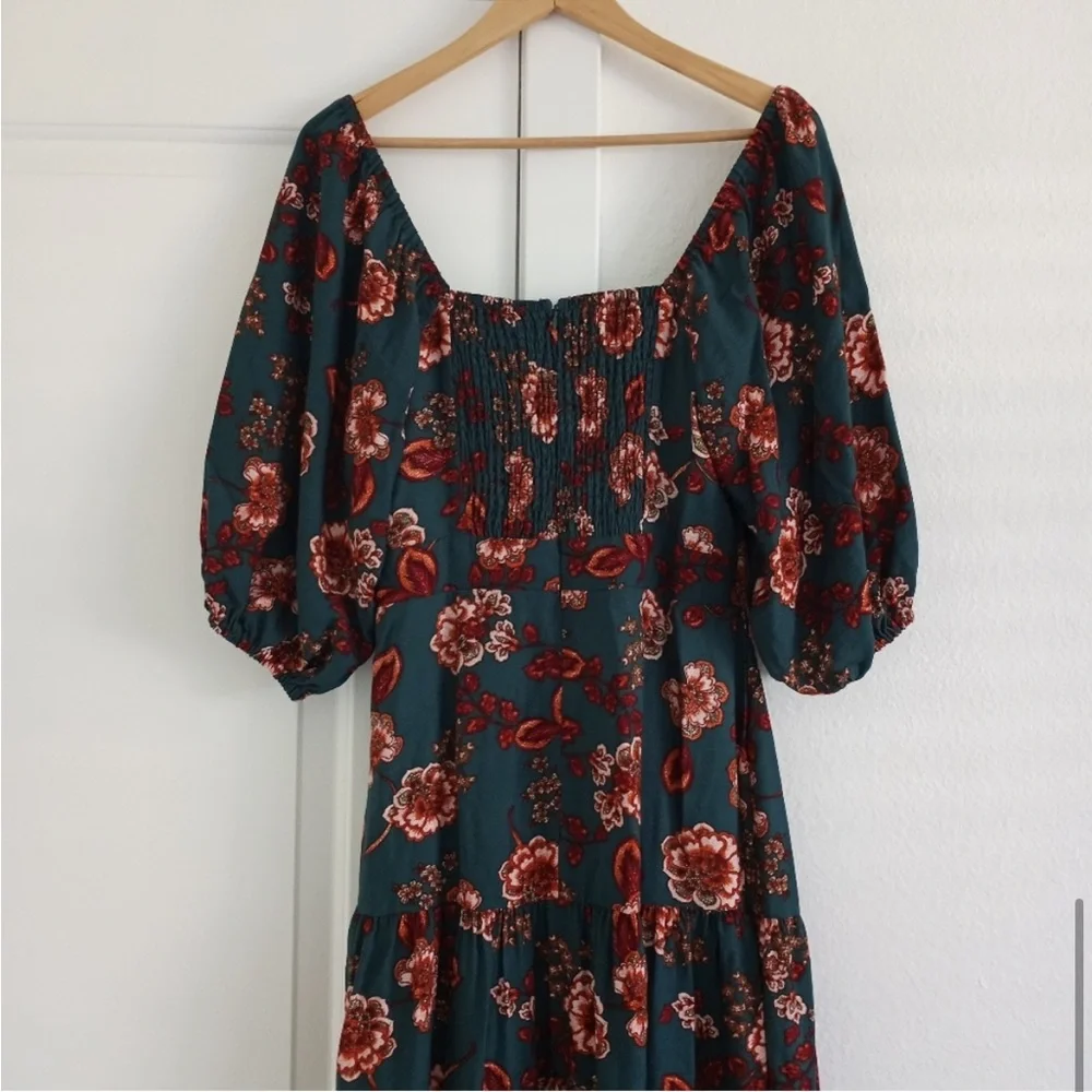 MINK PINK Olivia Midi Dress in Green. - Picture 11 of 13